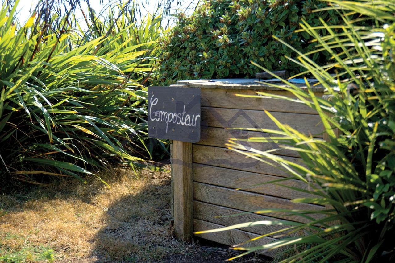 Localise - A06 - Entierement De Plain-Pied Avec Petite Vue Mer - Donnant Sur La Piscine Et Le Jardin - Wifi Inclus - Draps Inclus - Guilvinec Esterno foto