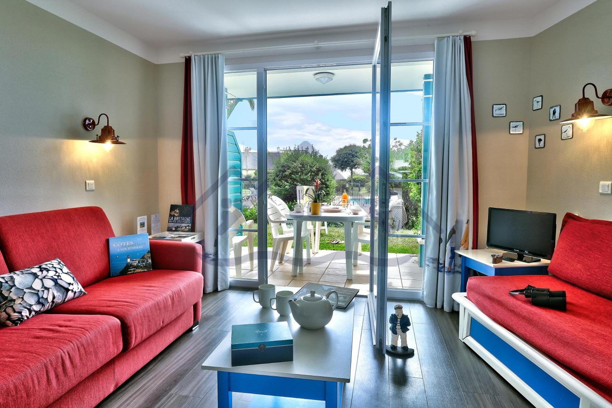 Localise - A06 - Entierement De Plain-Pied Avec Petite Vue Mer - Donnant Sur La Piscine Et Le Jardin - Wifi Inclus - Draps Inclus - Guilvinec Esterno foto