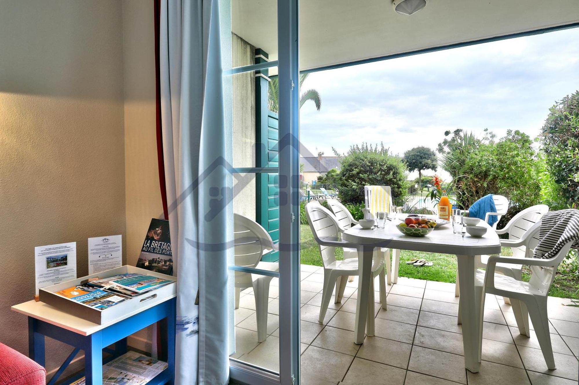 Localise - A06 - Entierement De Plain-Pied Avec Petite Vue Mer - Donnant Sur La Piscine Et Le Jardin - Wifi Inclus - Draps Inclus - Guilvinec Esterno foto