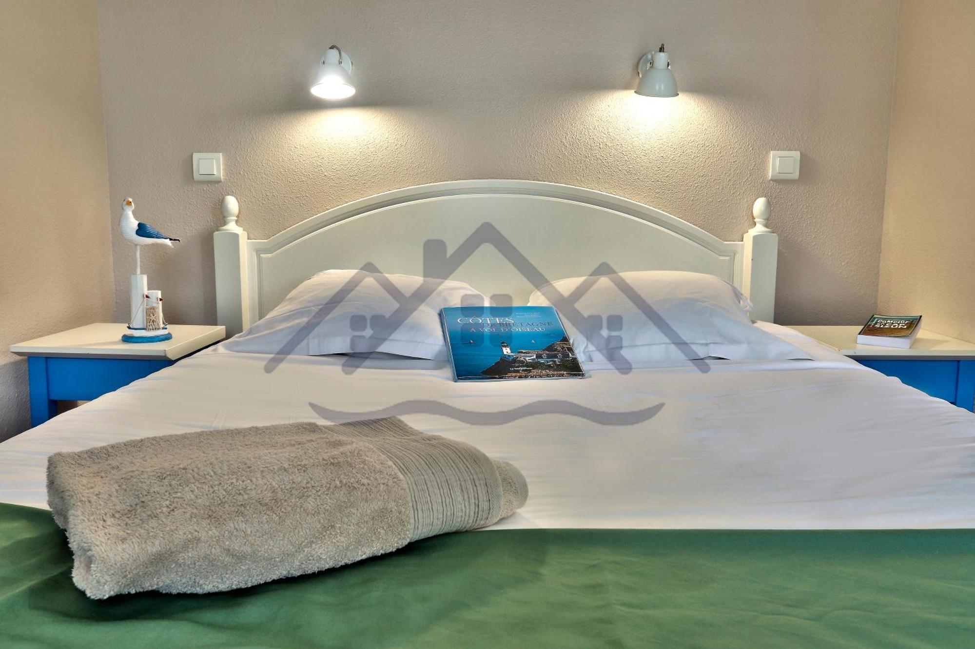 Localise - A06 - Entierement De Plain-Pied Avec Petite Vue Mer - Donnant Sur La Piscine Et Le Jardin - Wifi Inclus - Draps Inclus - Guilvinec Esterno foto